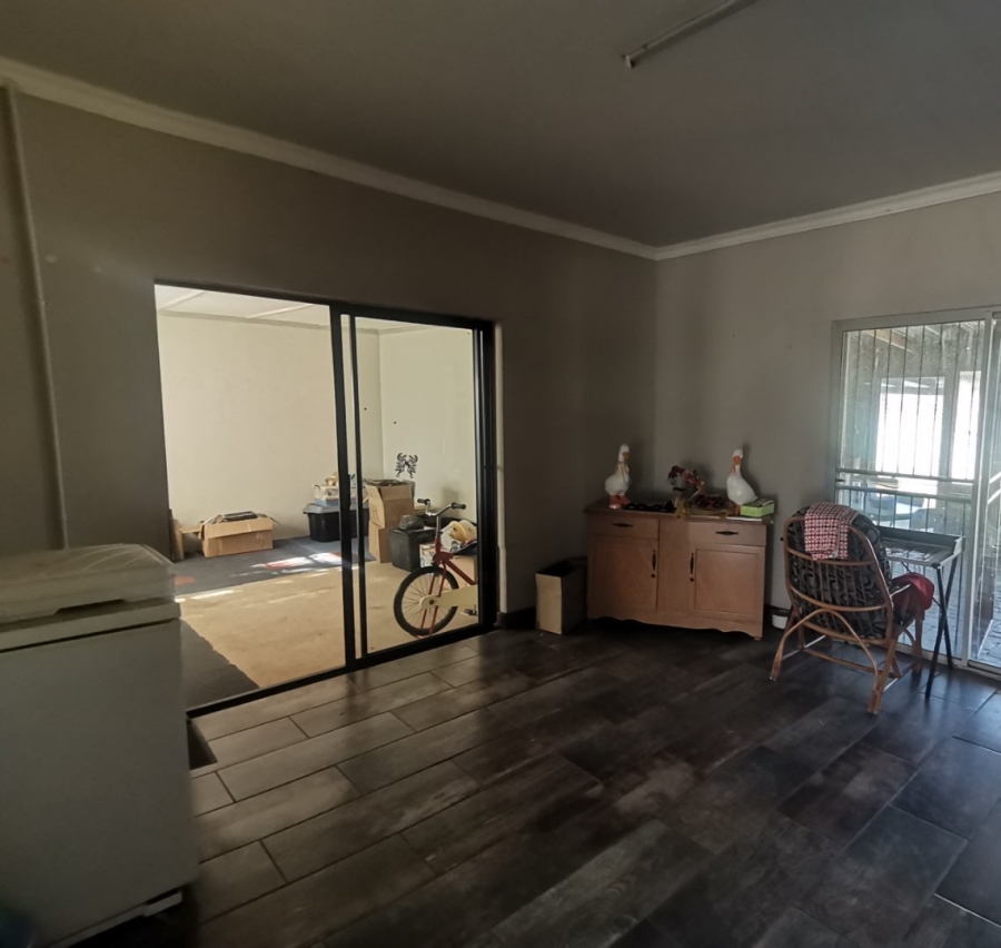 5 Bedroom Property for Sale in Senekal Free State